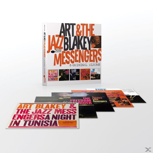 Album-Box-Set mit mehreren Albumcovern und Text.