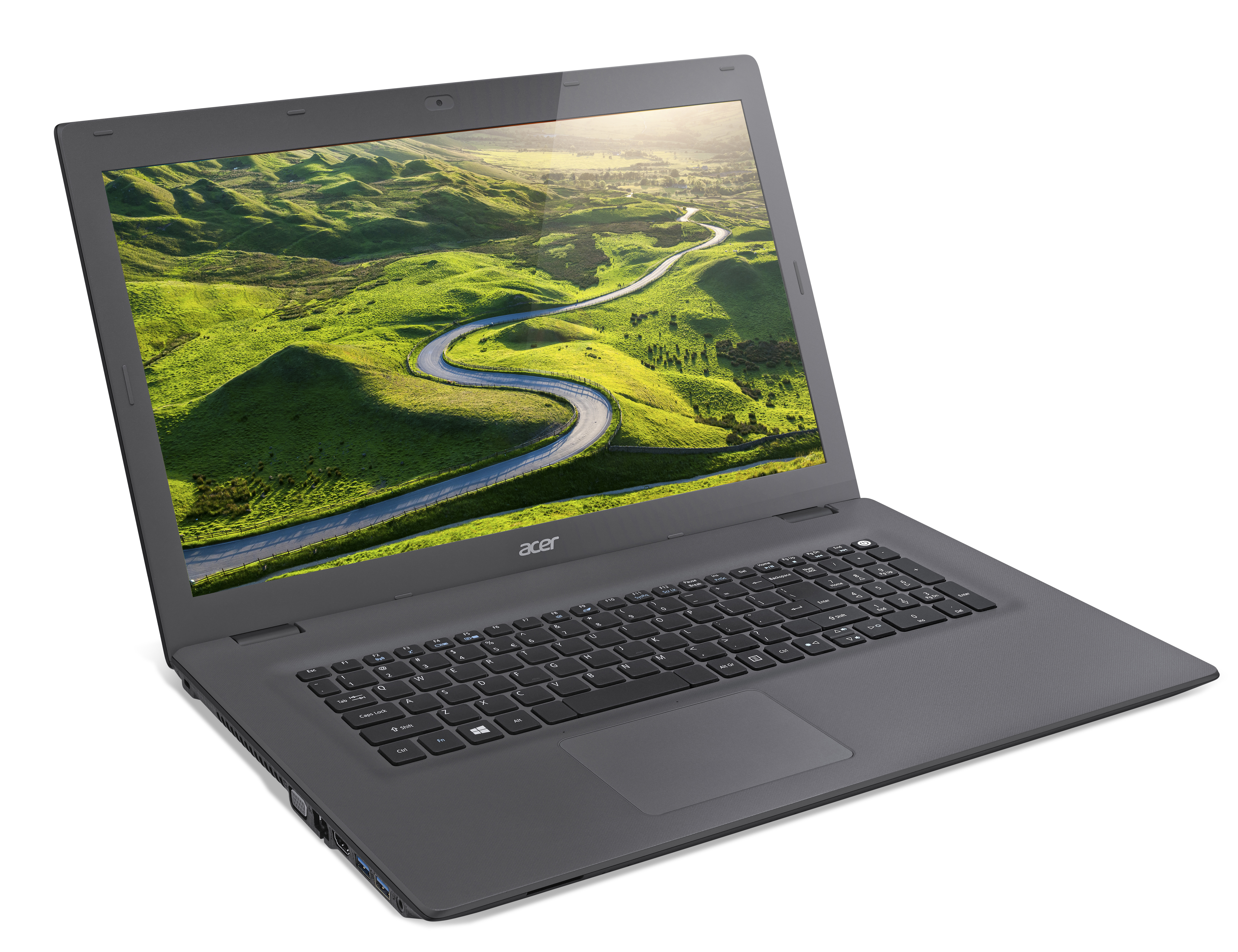 Acer Laptop mit einer Straße, die sich durch grüne Hügel schlängelt, auf dem Bildschirm. Grauer Rahmen. Winkelansicht.