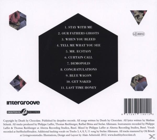 Albumcover mit schwarzem Hintergrund, Titelliste in einem Sechseck und Albumcover mit geometrischen Formen.