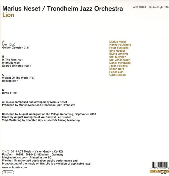 Albumcover mit Titelliste. Text auf weißem Hintergrund. Bandname und Albumtitel oben.