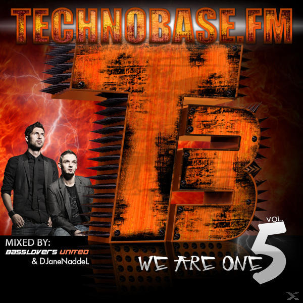 (CD) - Vol.5 Technobase.Fm - Clubinvasion VARIOUS