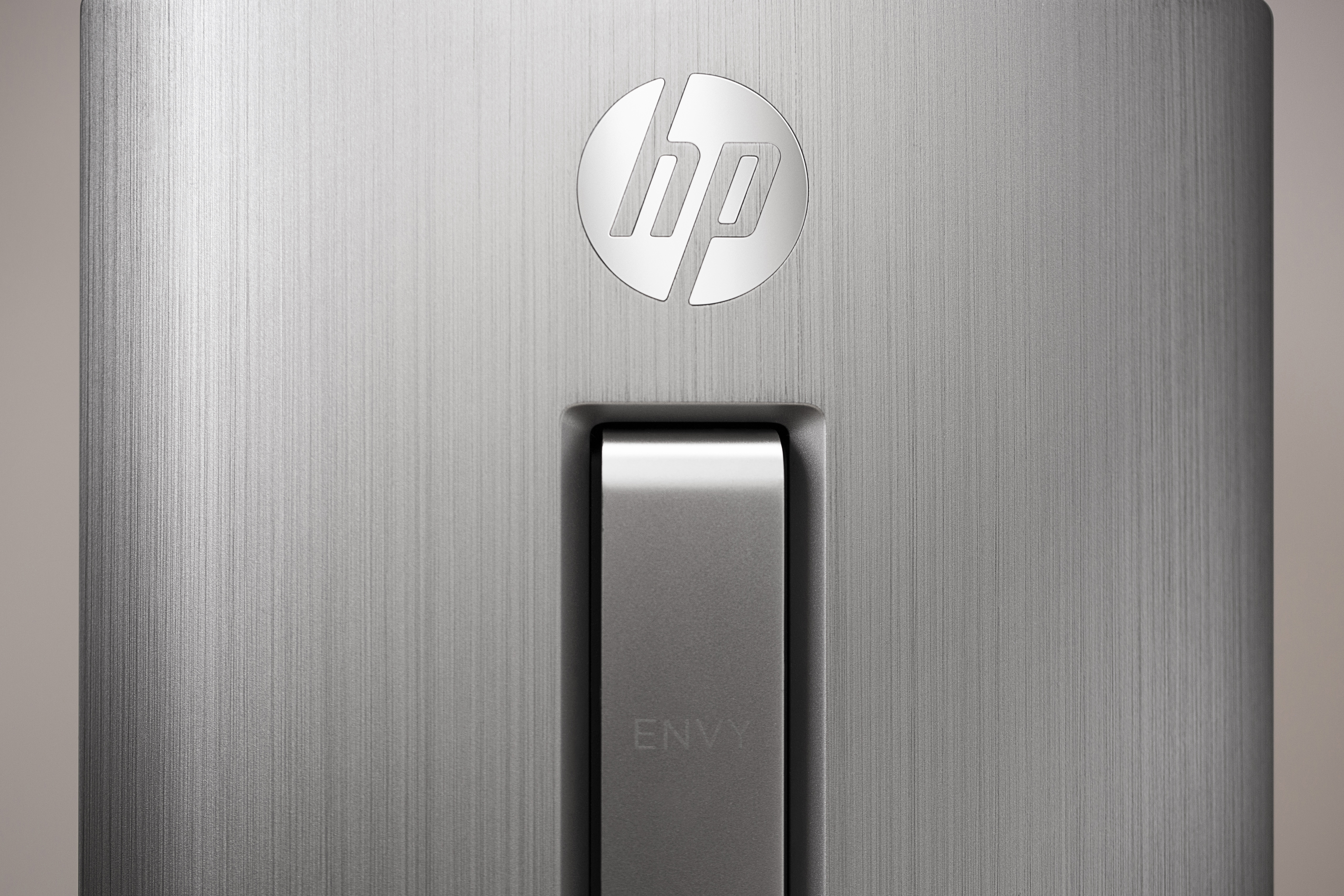 HP ENVY 750-452ng - Intel® Core™ i7 i7-6700 - 16 GB - 2 TB - NVIDIA GeForce® GTX 1070 - Windows 10 Home (64 Bit)