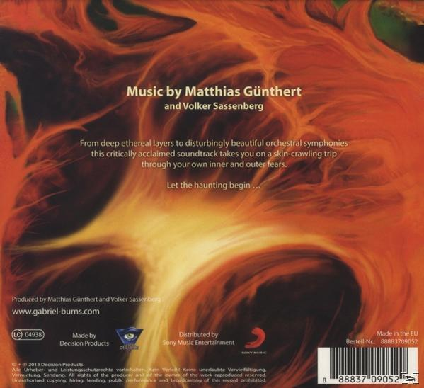 CD-Rückseite mit feurigem Hintergrund und Text. Der Text ist auf Deutsch.