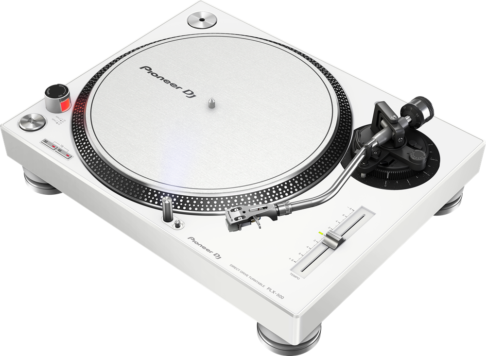 Weißer Pioneer DJ-Plattenspieler mit silbernen Details, isoliert.