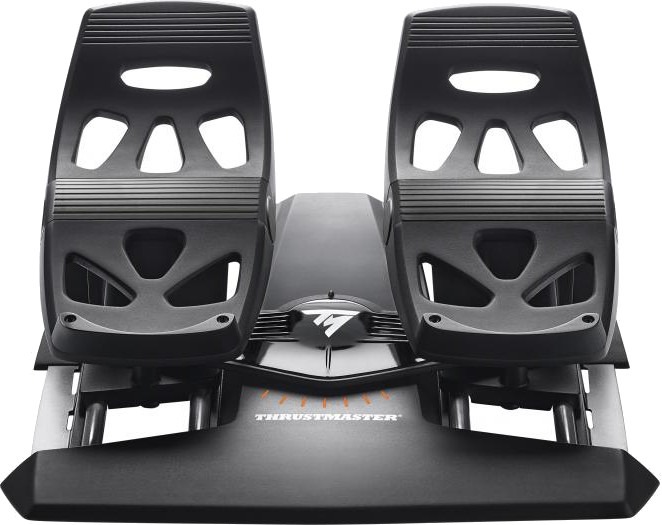 Pédales noires de simulateur de vol. Logo Thrustmaster à la base, avec pédales et repose-pieds.