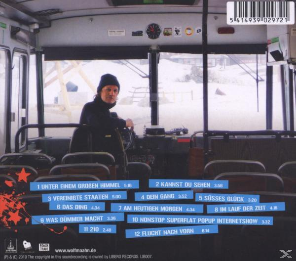 CD-Cover. Ein Mann im Bus, der in die Kamera schaut. Verschneiter Hintergrund, blauer Text.