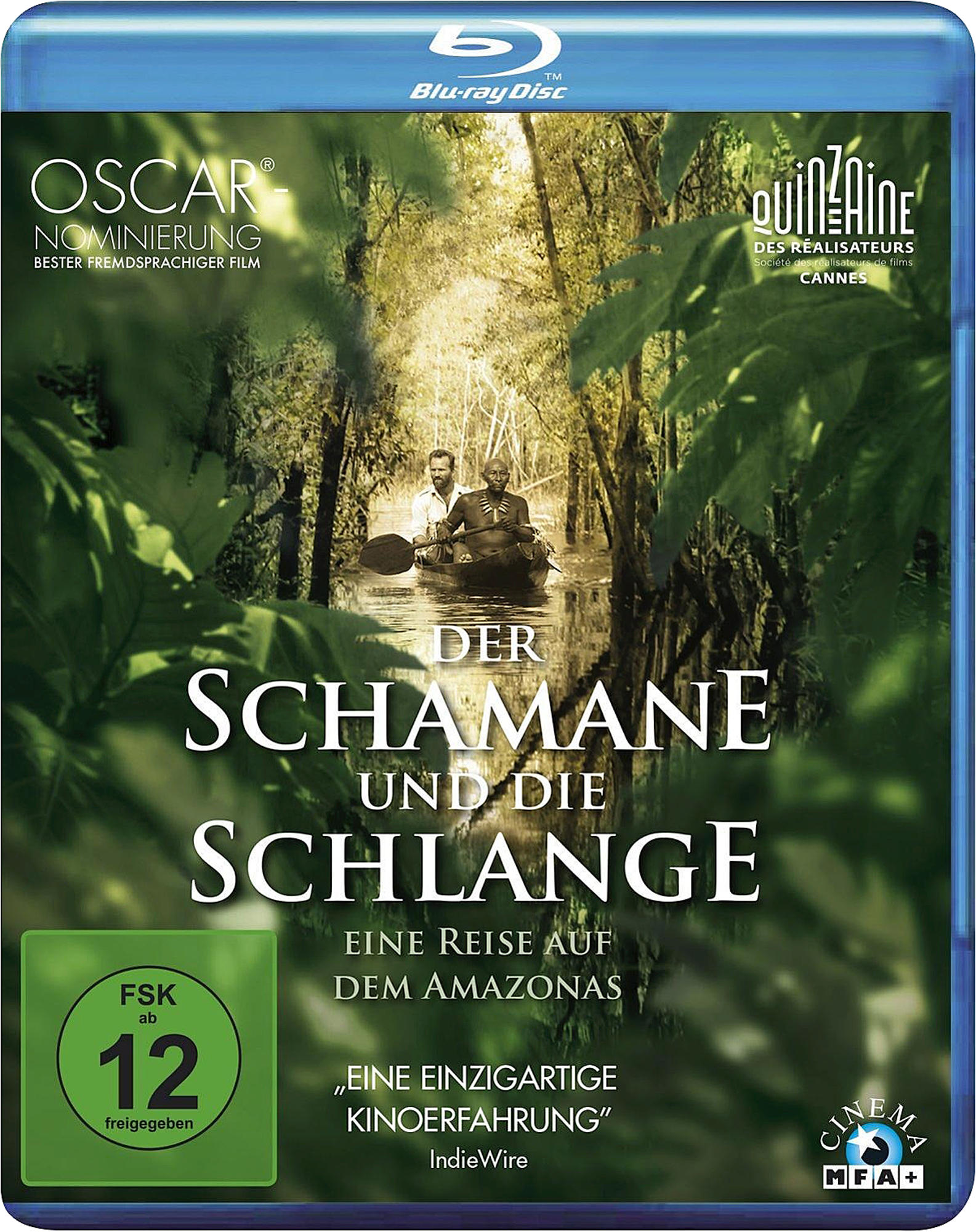Blu-ray-Cover. Zwei Männer in einem Kanu auf einem Fluss. Text: Der Schamane und die Schlange.