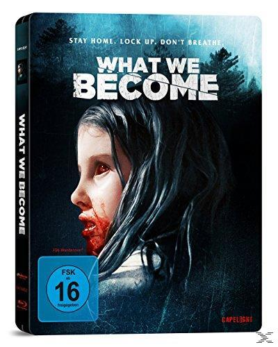 Filmcover mit einem blutverschmierten Mädchengesicht. Text oben im Bild.