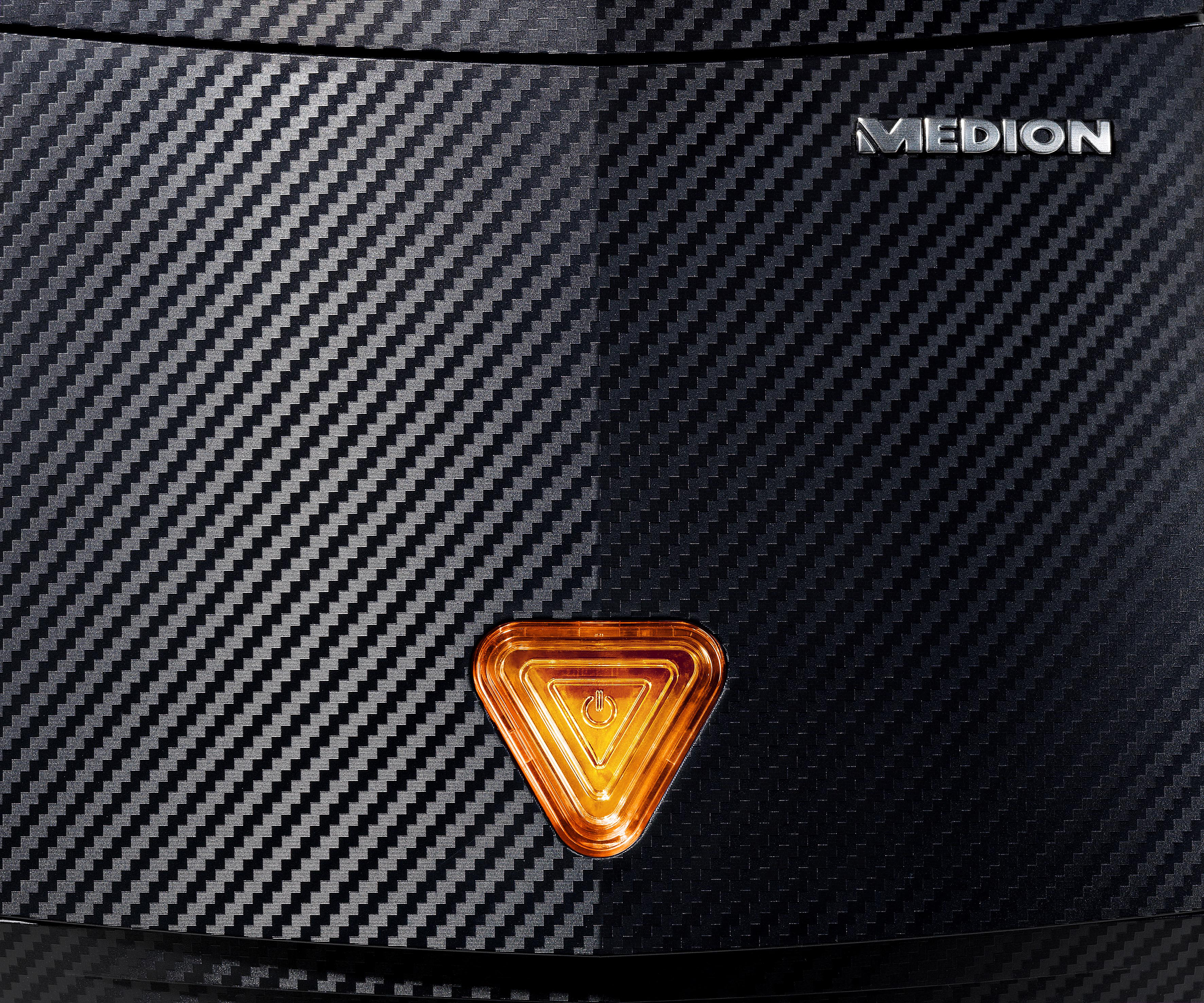 MEDION ERAZER® X7602D  - AMD Ryzen™ 7 1800X - 8 GB - 120 GB - NVIDIA GeForce® GTX 1060 - Windows 10 Home (64 Bit)