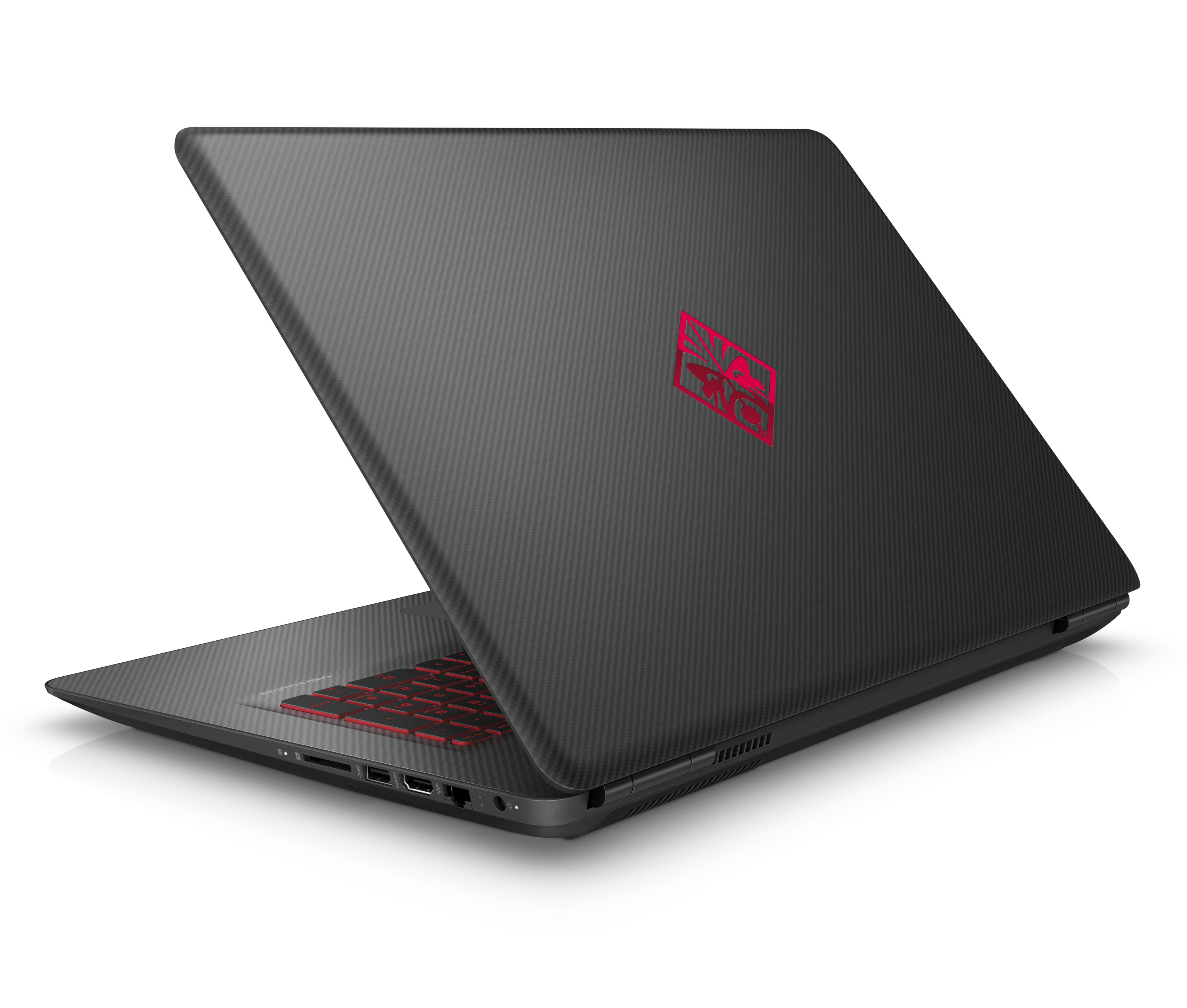 Laptop-Computer: Schwarze Außenseite, rote Tastatur. HP Omen-Logo auf der Rückseite. Winkelansicht.