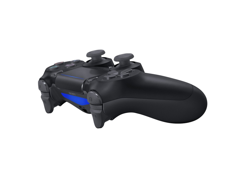 Fekete PlayStation 4 vezérlő gombokkal, joystickokkal és érintőpaddal. Fehér háttér.