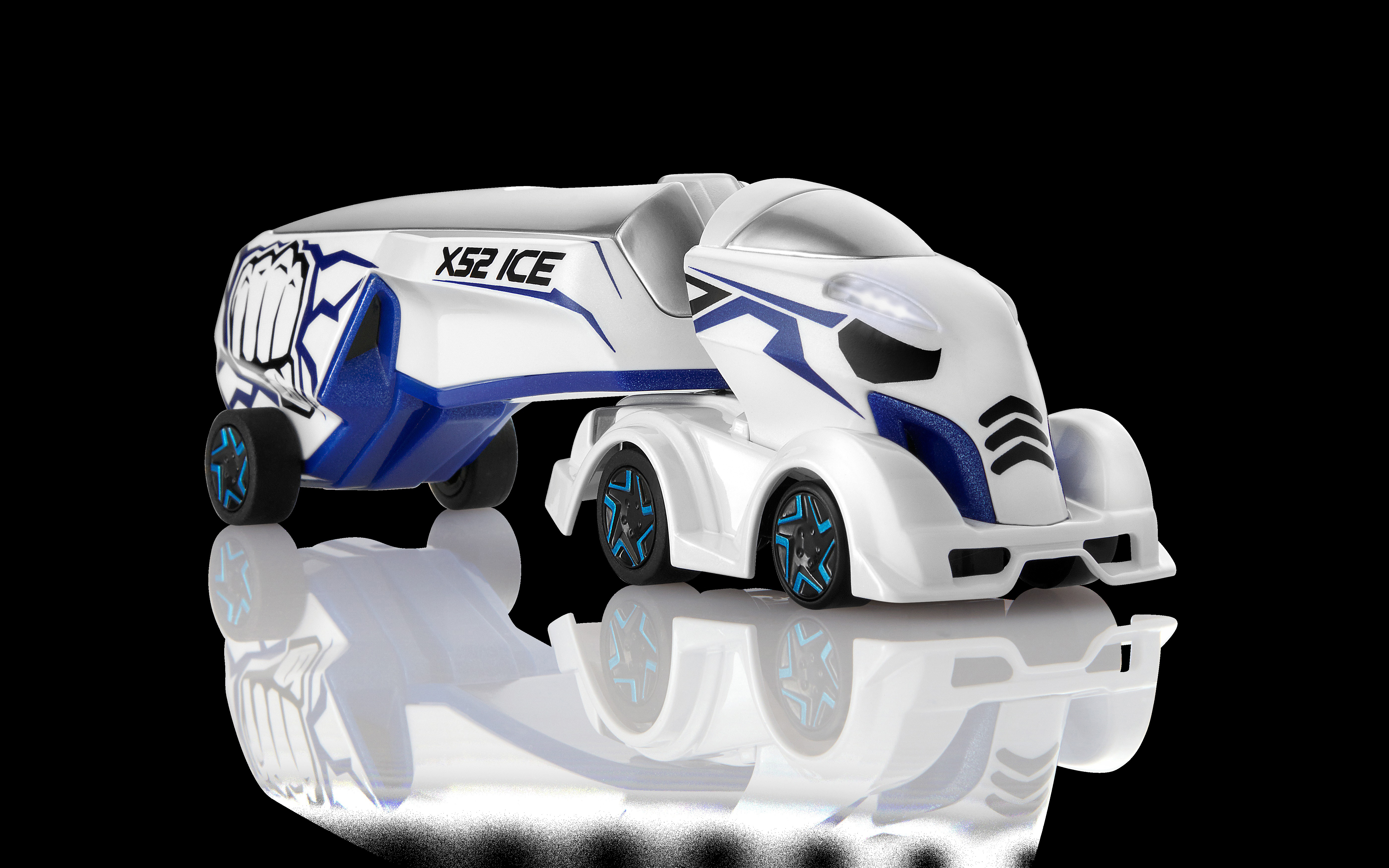 ANKI OVERDRIVE Supertruck X-52 ICE Fahrzeug, Weiß/Blau
