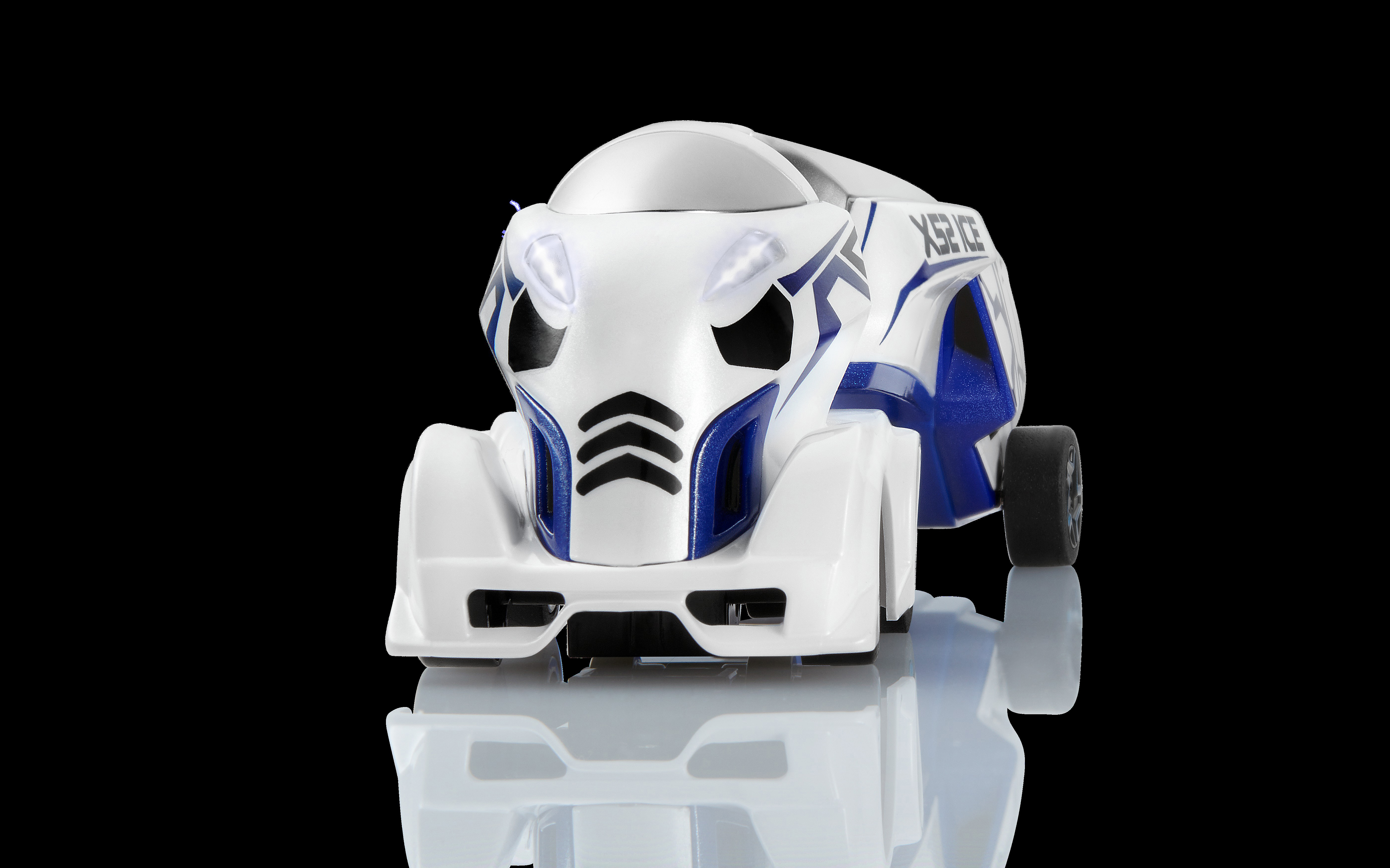 ANKI OVERDRIVE Supertruck X-52 ICE Fahrzeug, Weiß/Blau