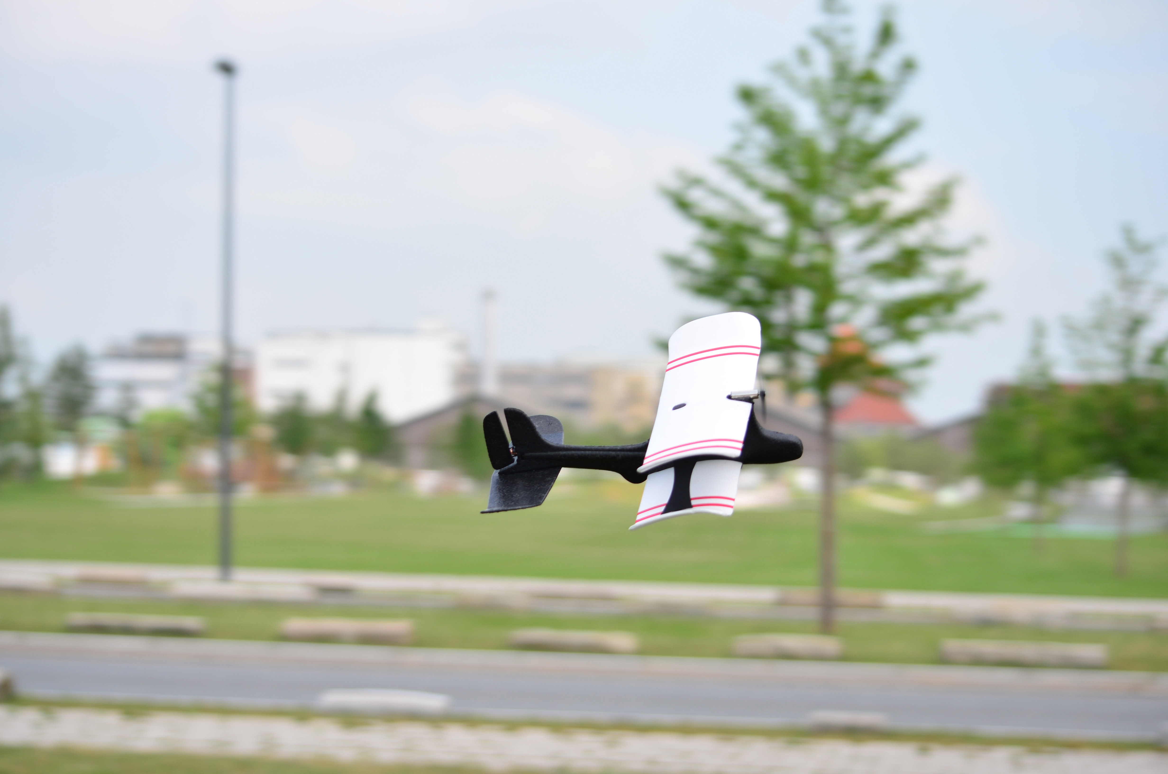 TOBYRICH Moskito  Ferngesteuertes Flugzeug, Schwarz/Weiß