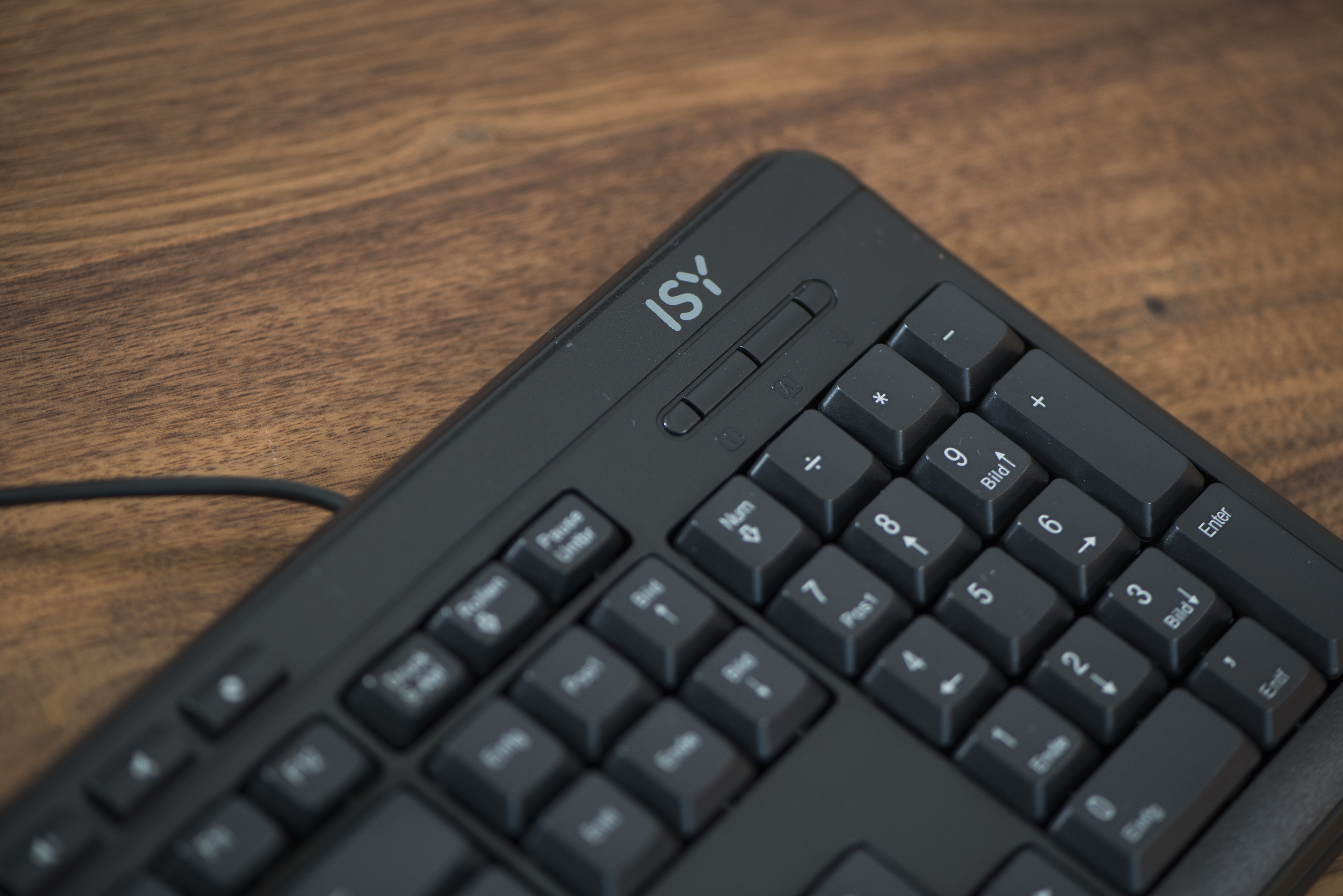 IKE-1000, kabelgebunden, Schwarz ISY Tastatur,