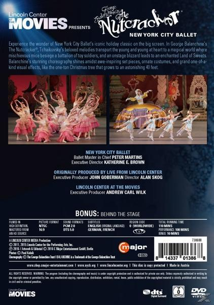 Die Nussknacker DVD-Hülle mit Balletttänzern.