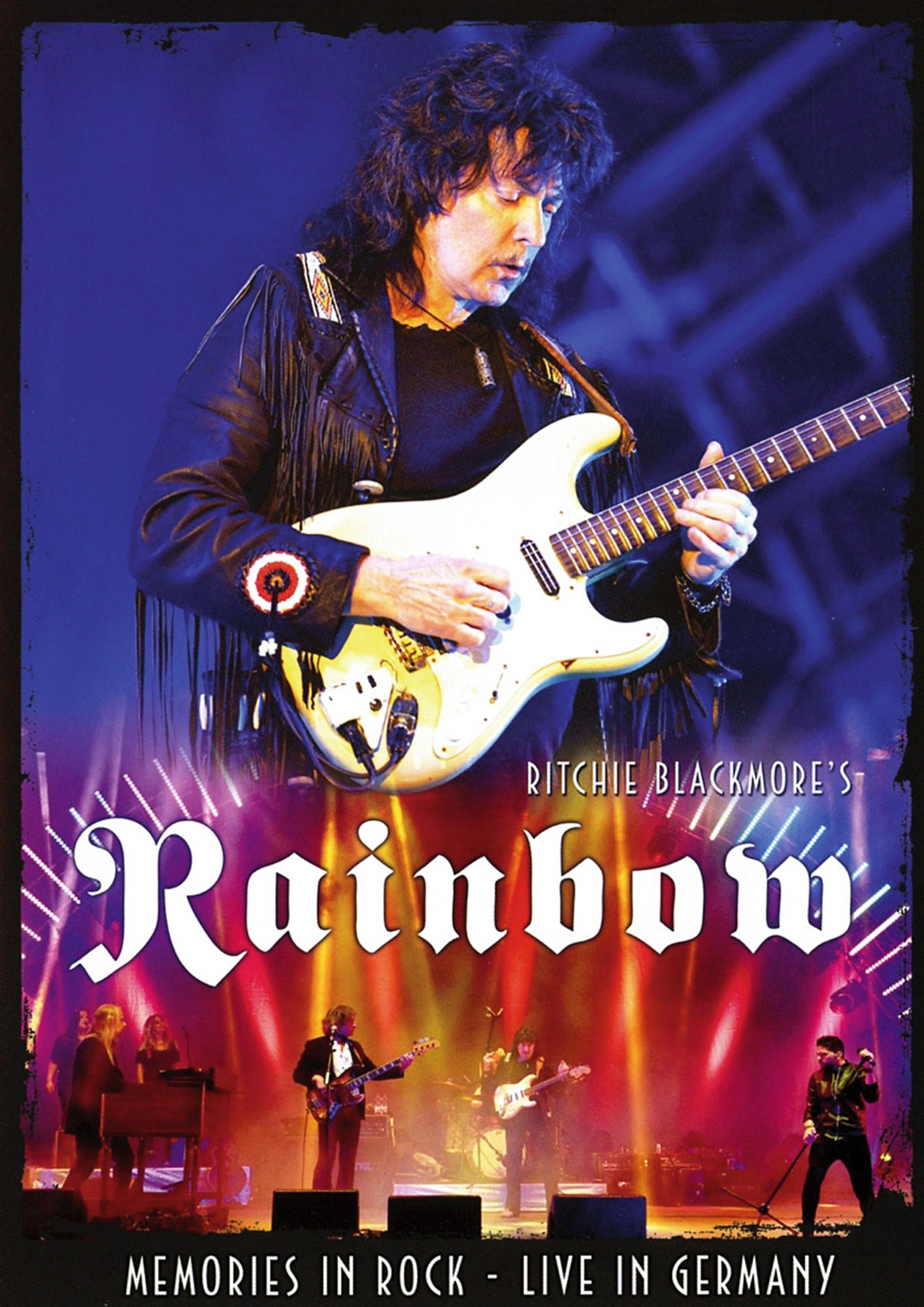 DVD-Cover. Ritchie Blackmore spielt Gitarre auf der Bühne. Die Band Rainbow steht vor einer hellen Lichtshow.