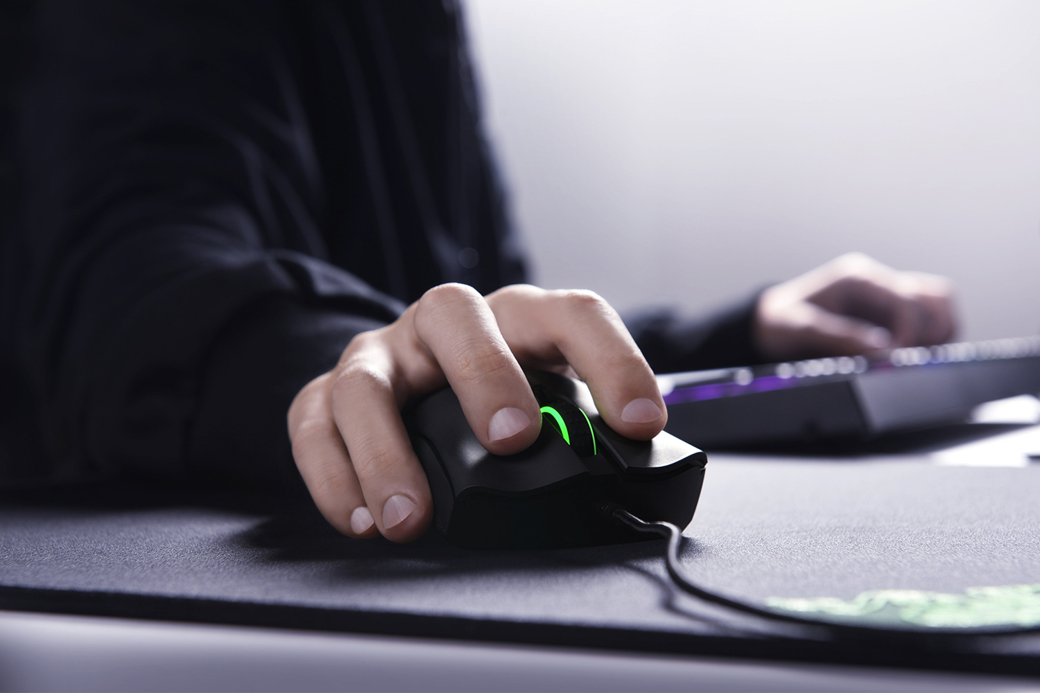 RAZER Deathadder Elite Gaming Maus, Schwarz
