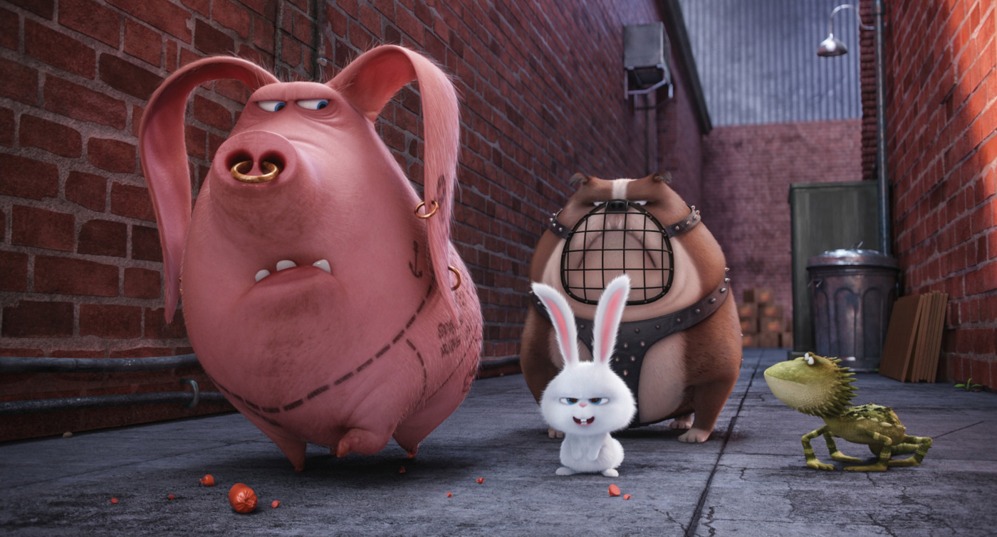 Personnages animés dans une ruelle : cochon, bouledogue, lapin et lézard.