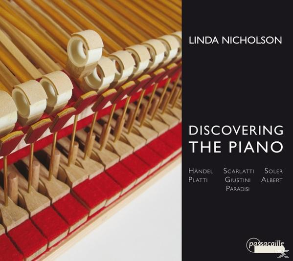 CD-Cover. Nahaufnahme von Klaviertasten und Mechanismen. Der Text lautet 'Discovering The Piano'.