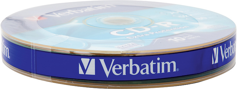 Eine Packung Verbatim CD-R-Discs, in klarem Kunststoff versiegelt, mit blauem Etikett.