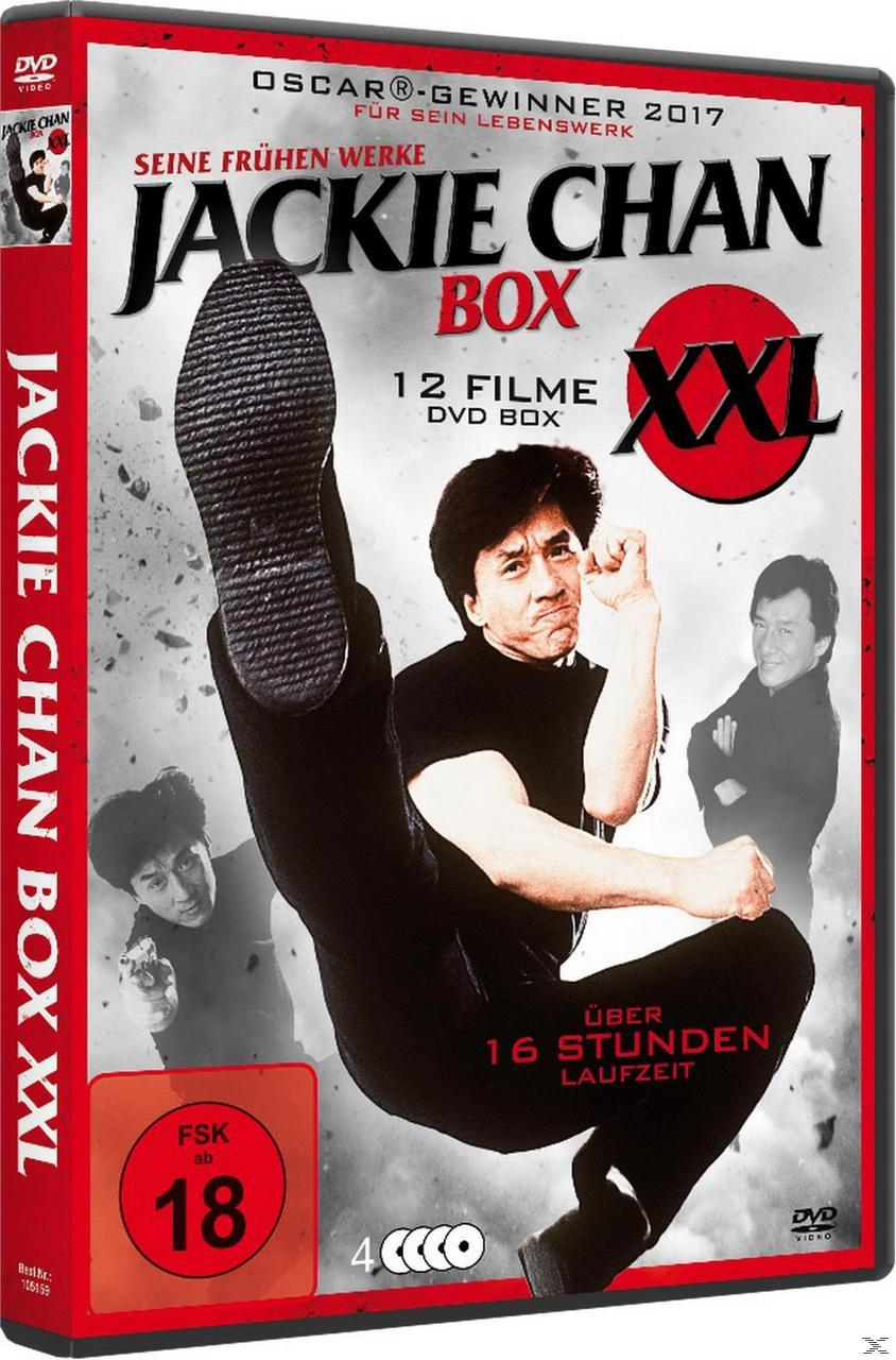 Jackie Chan XXL DVD-Box-Set. Jackie Chan ist auf dem Cover zu sehen, wie er einen Tritt ausführt.