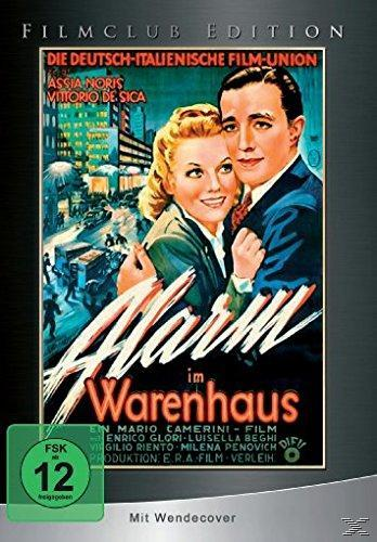 Filmposter mit einem Paar vor einem Gebäude. Der Text ist auf Deutsch.
