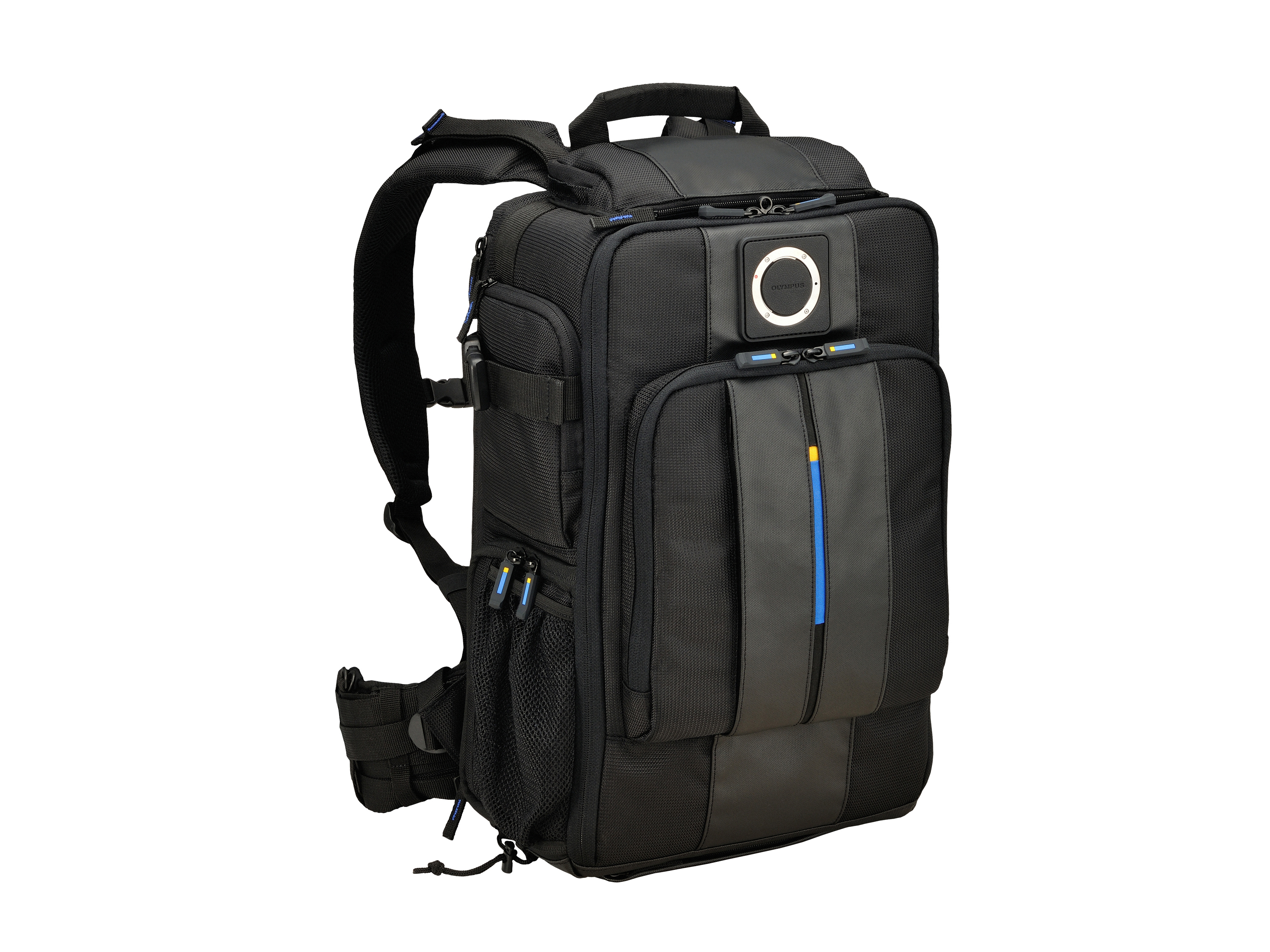 Schwarzer Rucksack mit mehreren Fächern und einem Griff. Blaue und gelbe Akzente. Seitentasche aus Mesh. Isoliert auf weißem Hintergrund.