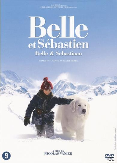 DVD-hoes van Belle et Sébastien. Een jongen en een witte hond in de sneeuw, bergen op de achtergrond.