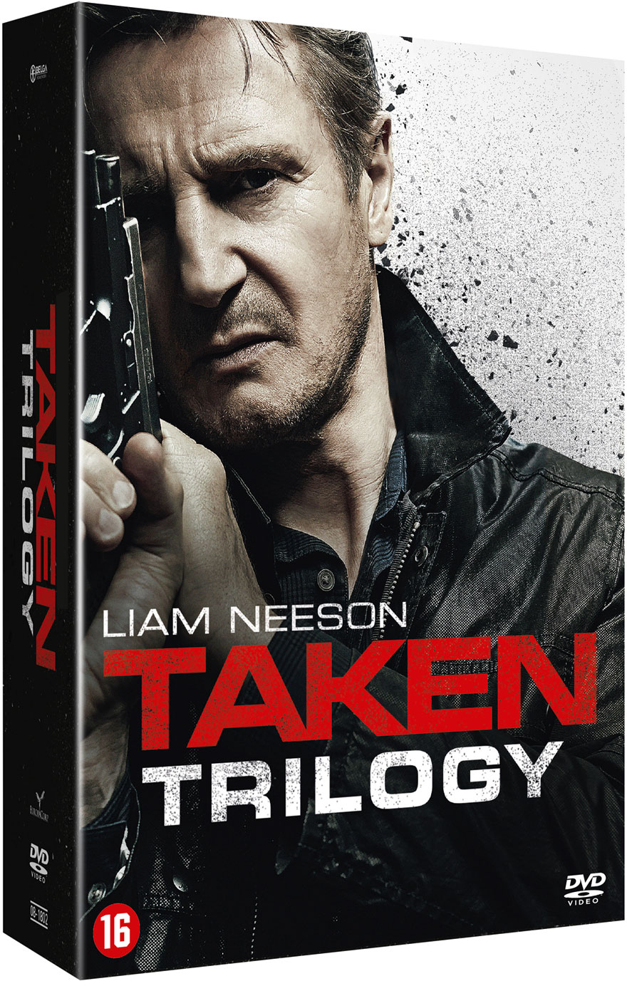 Jaquette DVD du film 'Taken Trilogy'. Liam Neeson tient une arme, regardant vers l'avant. Texte noir, rouge et blanc.
