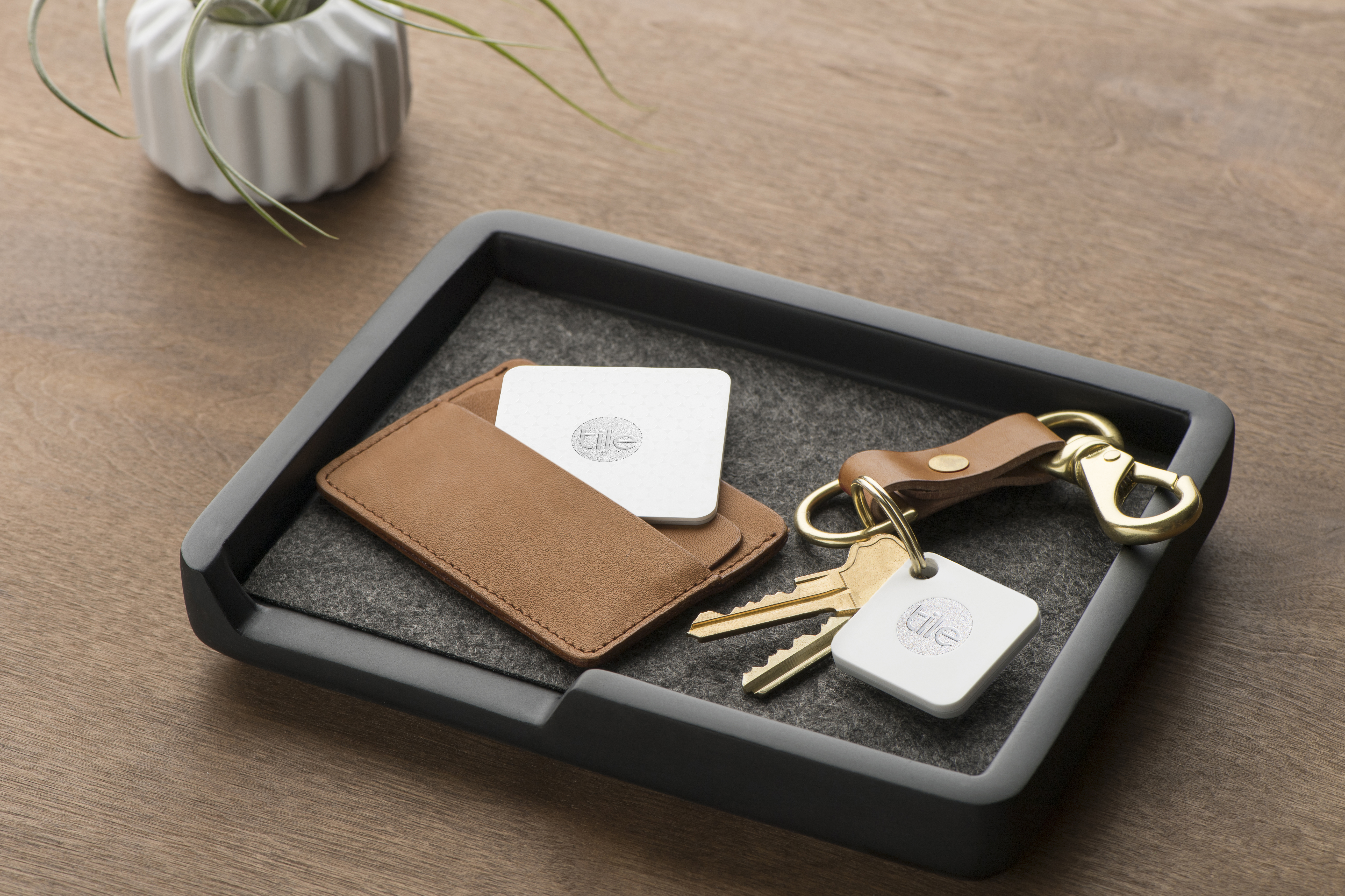 TILE Slim & Mate 4er Pack Bluetooth-Tracker
