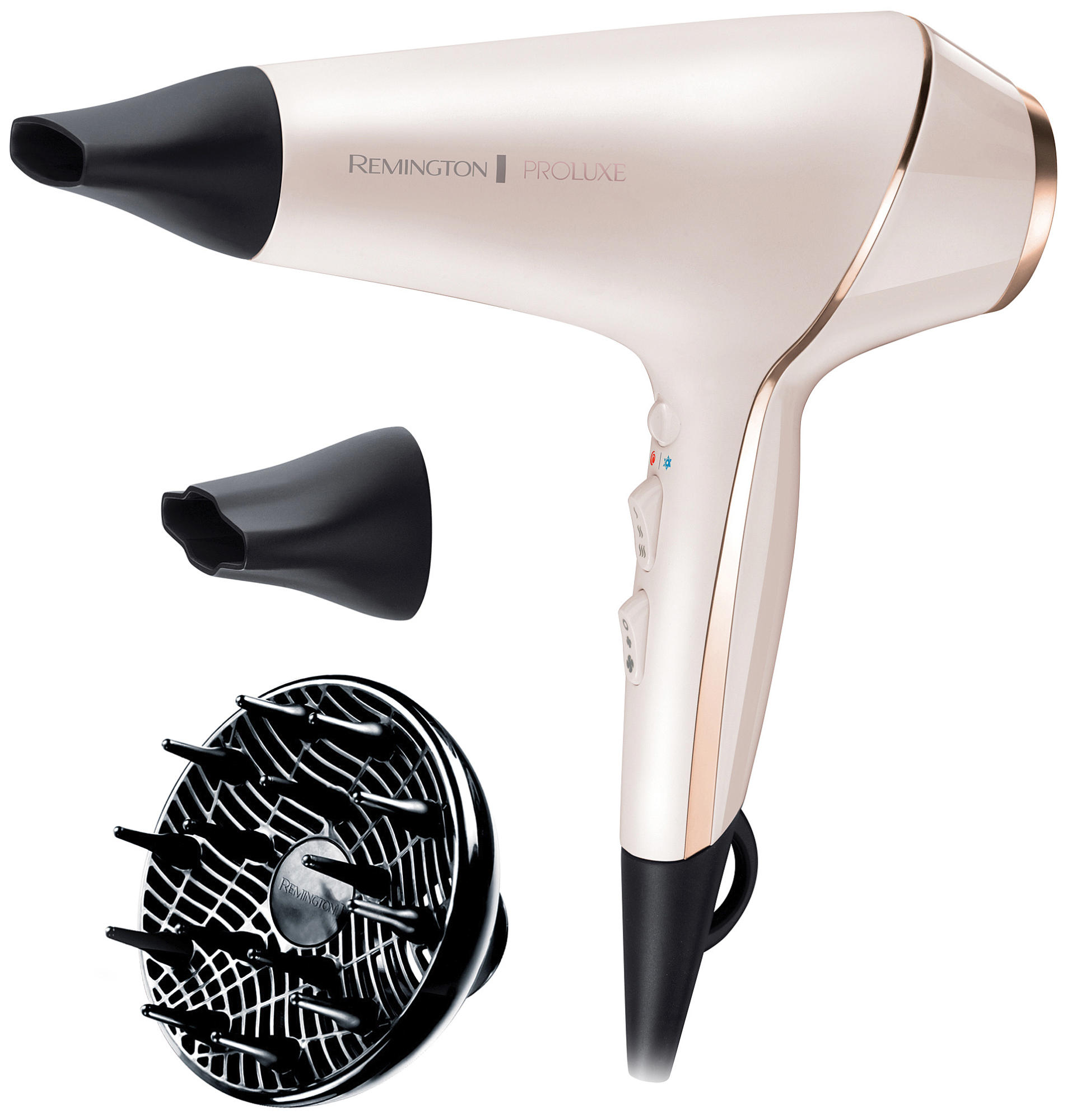 Un sèche-cheveux Remington ProLuxe blanc et doré avec deux accessoires noirs, sur fond blanc.