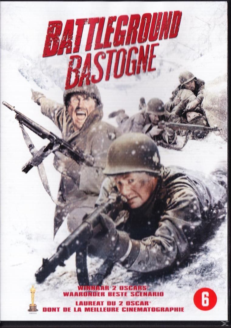Filmposter van Battleground Bastogne, mannen in sneeuwscène met geweren.