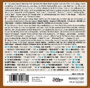 Dos d'un boîtier de CD. Texte sur fond vert. Contient une liste de chansons et d'artistes. Informations sur les droits d'auteur.