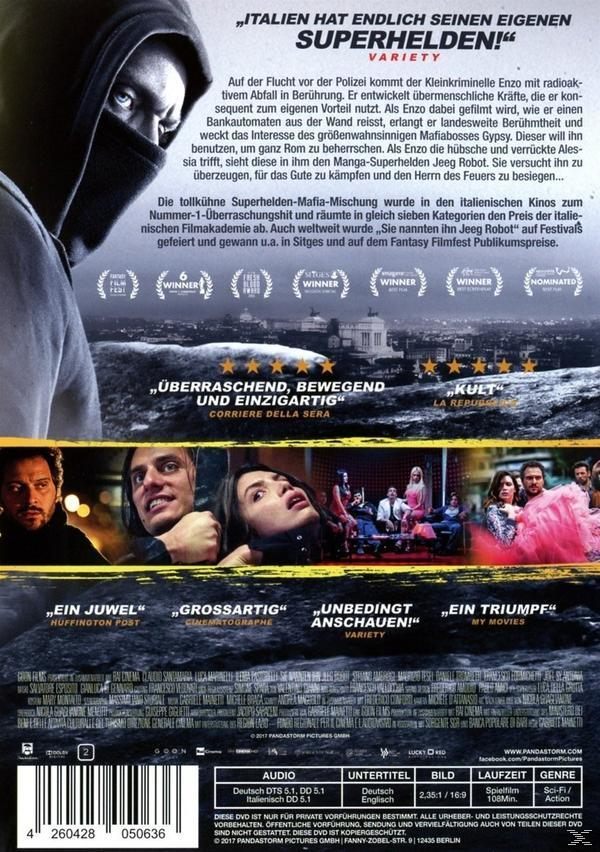 DVD-Cover mit einem Mann in einem schwarzen Kapuzenpullover. Text auf Italienisch diskutiert einen Film über 'Supereroi'. Das Poster hat viele Bewertungen.
