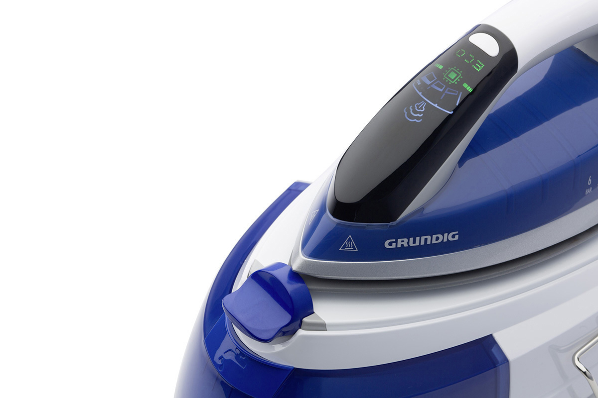 GRUNDIG SIS 8670 Dampfbügelstation 2600 Watt, 6 bar