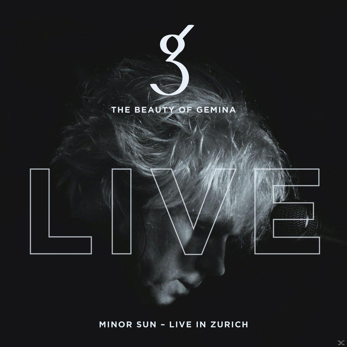 Schwarz-weißes Albumcover mit Text: 'LIVE' und Bandname 'Minor Sun'.