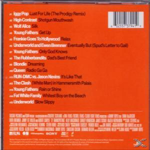 Achterkant van de cd-hoes met oranje achtergrond, tracklijst, barcode en Sony-logo.