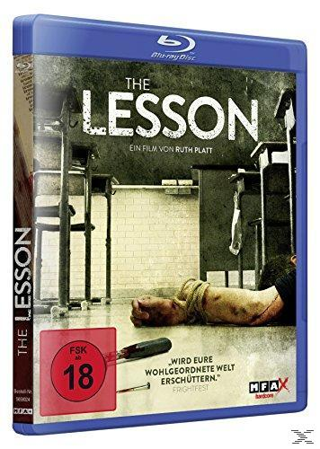 DVD-Cover für 'The Lesson'. Zeigt eine Szene in einer Schule mit einer Leiche.