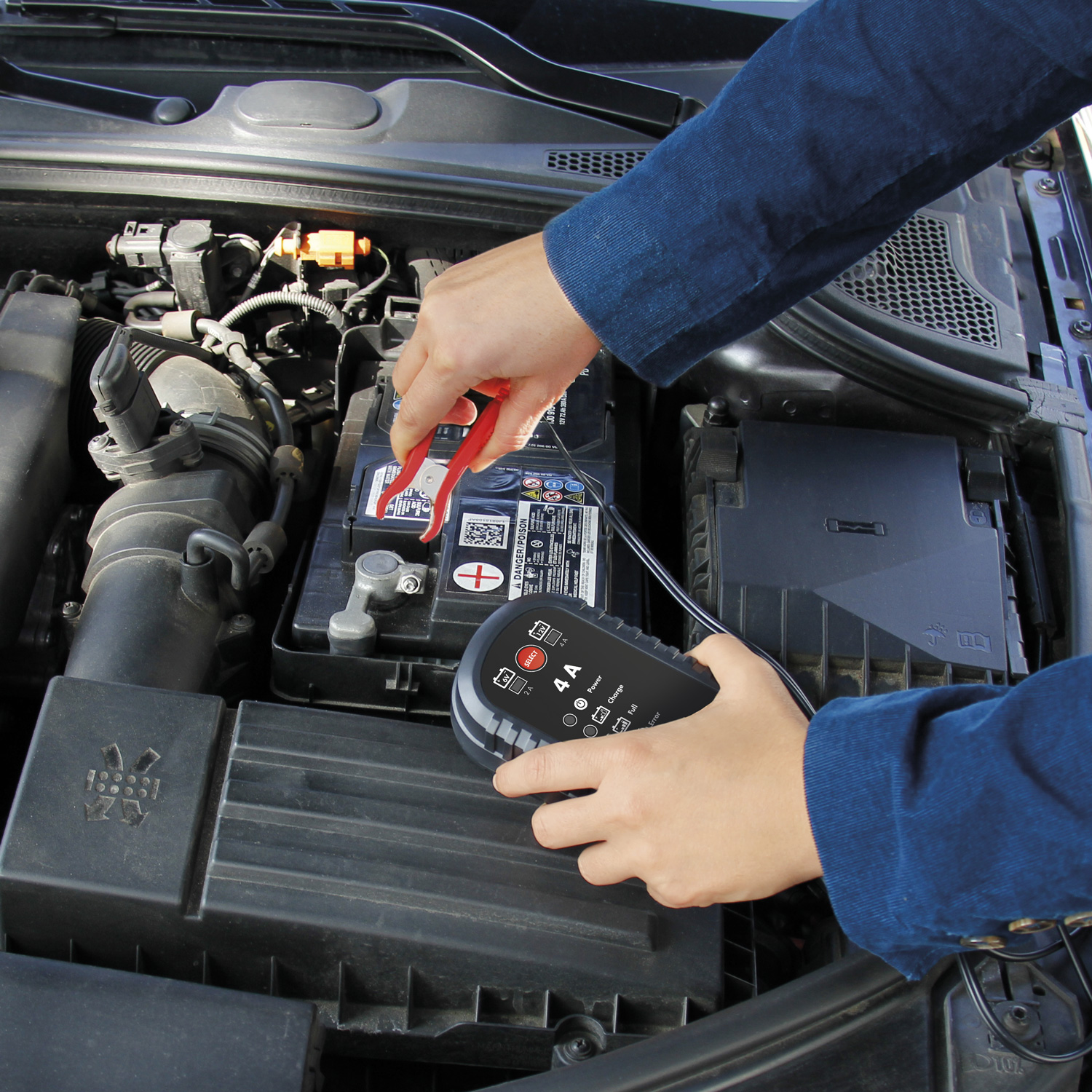 AEG LM 4.0 Autobatterie Ladegerät, Schwarz