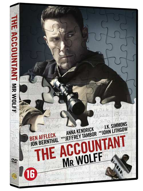 DVD-hoes van The Accountant. Ben Affleck staat vooraan en puzzelstukjes.
