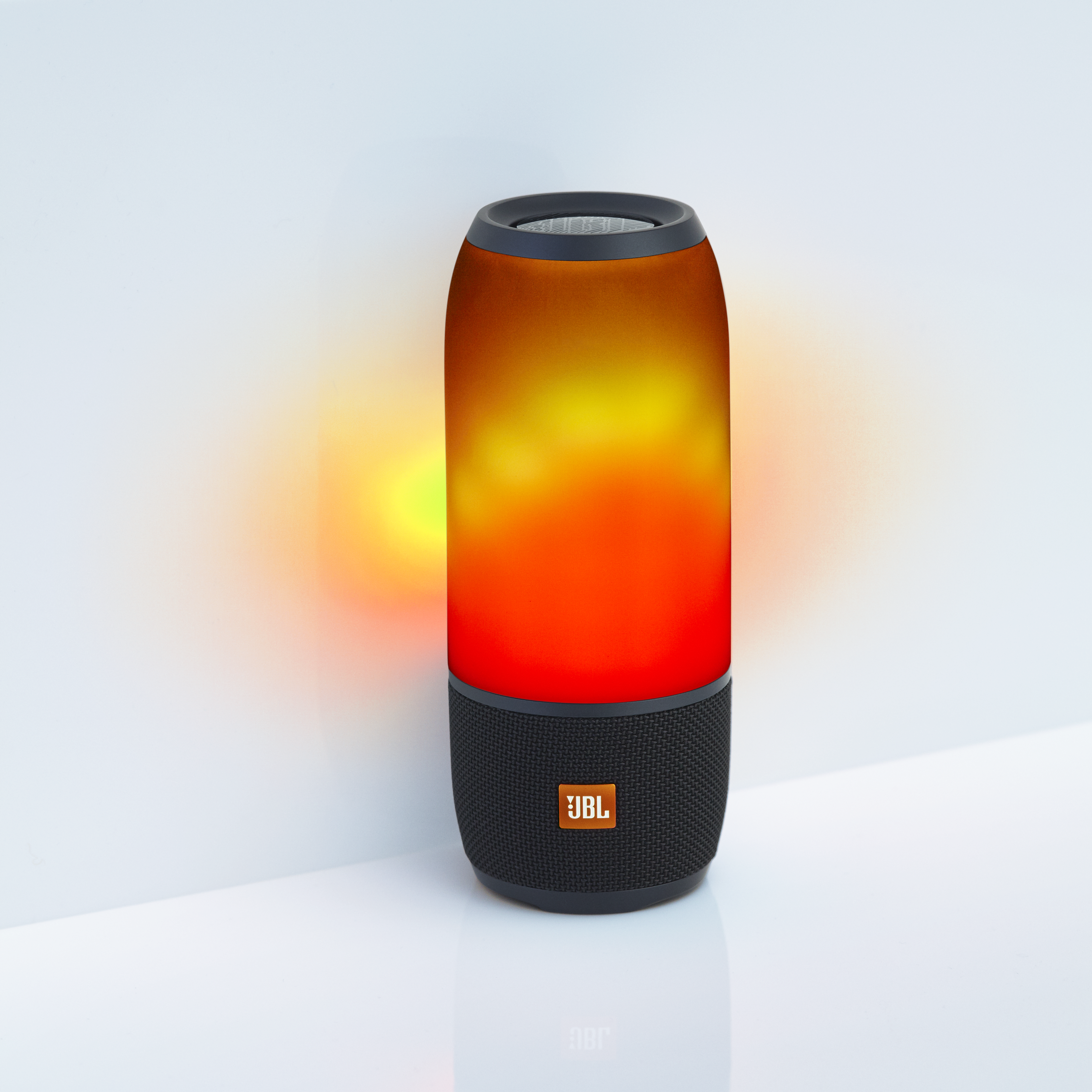 JBL Pulse 3 Bluetooth Lautsprecher, Schwarz/Mehrfarbig