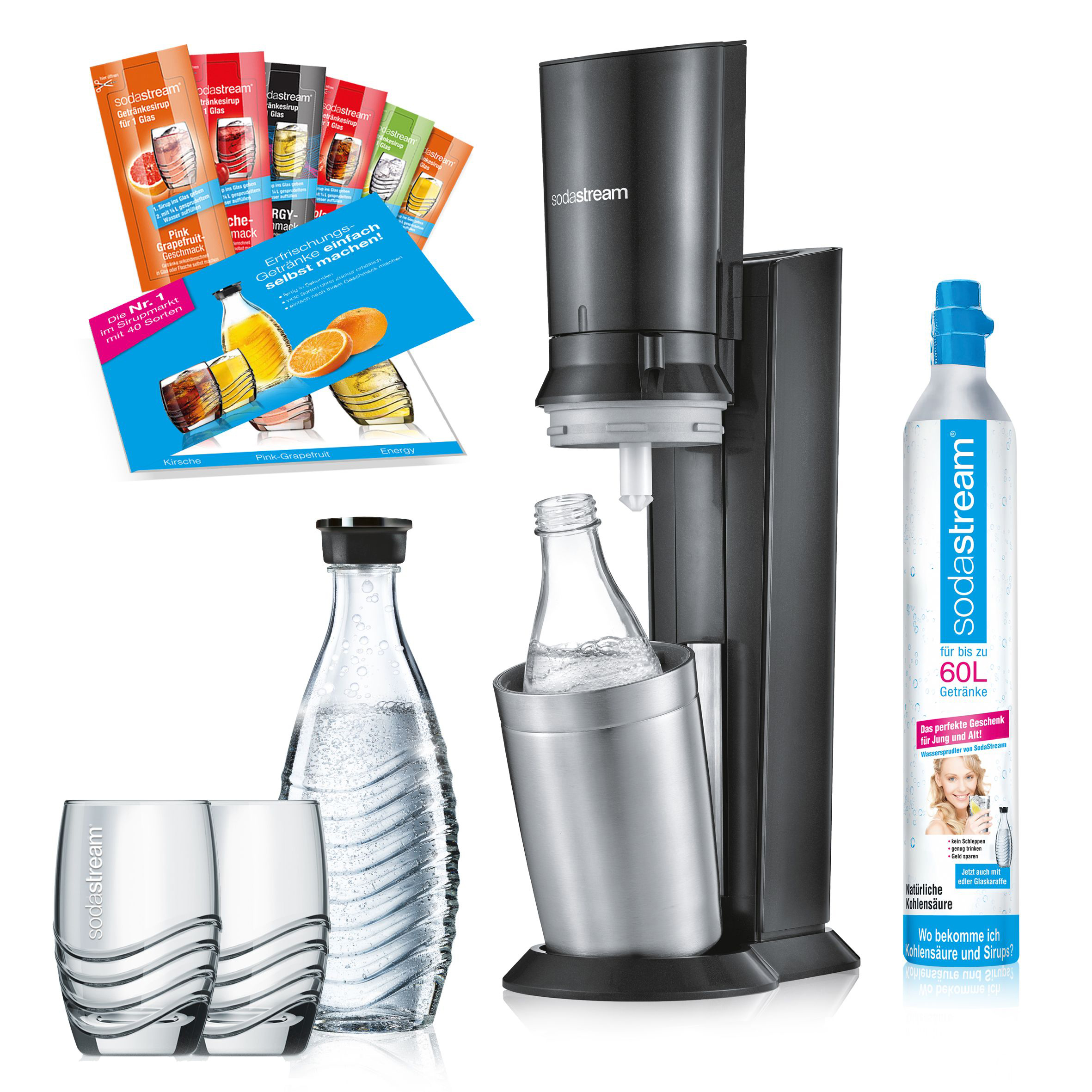 SodaStream-Maschine mit Zubehör, darunter Flaschen, Gläser und Sirup-Aromen.