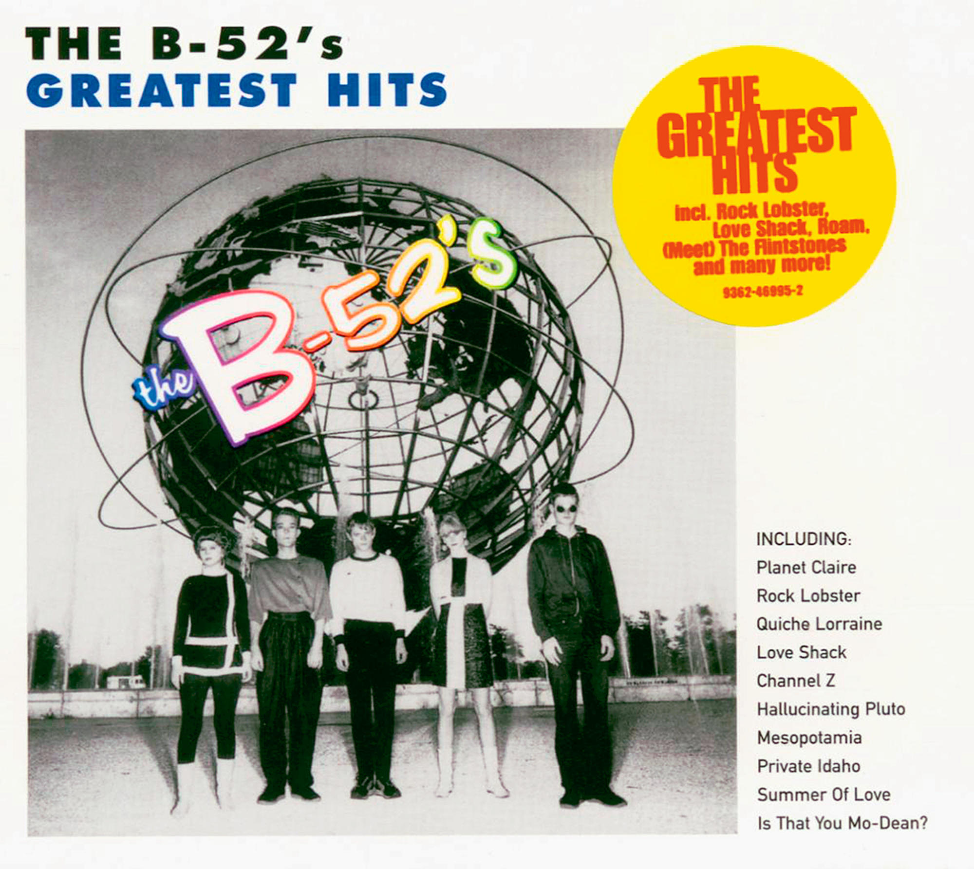 Das Albumcover The B-52's Greatest Hits. Fünf Bandmitglieder vor dem Erdglobus.
