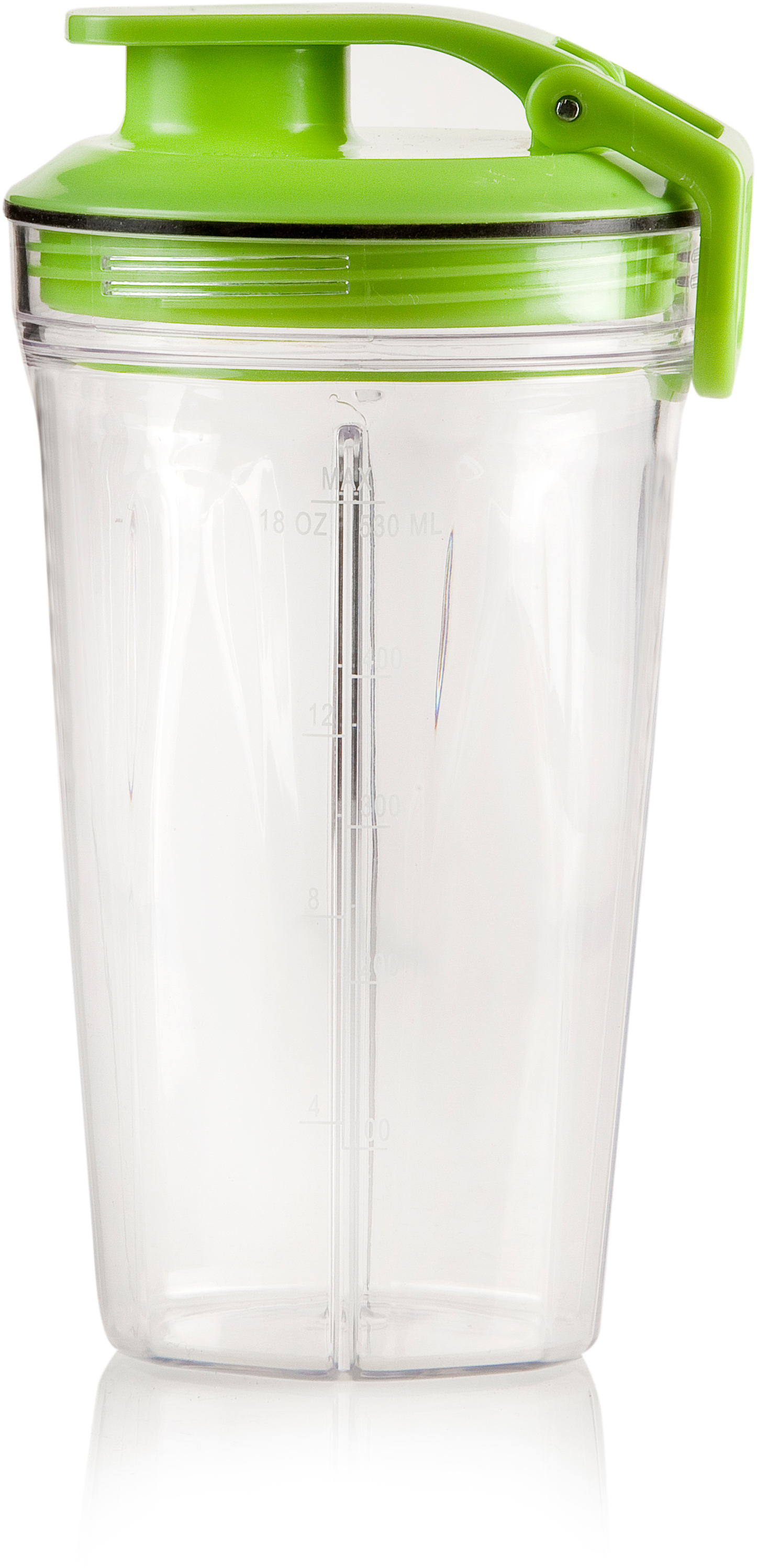 Bouteille shaker transparente avec couvercle vert. A une échelle de mesure.