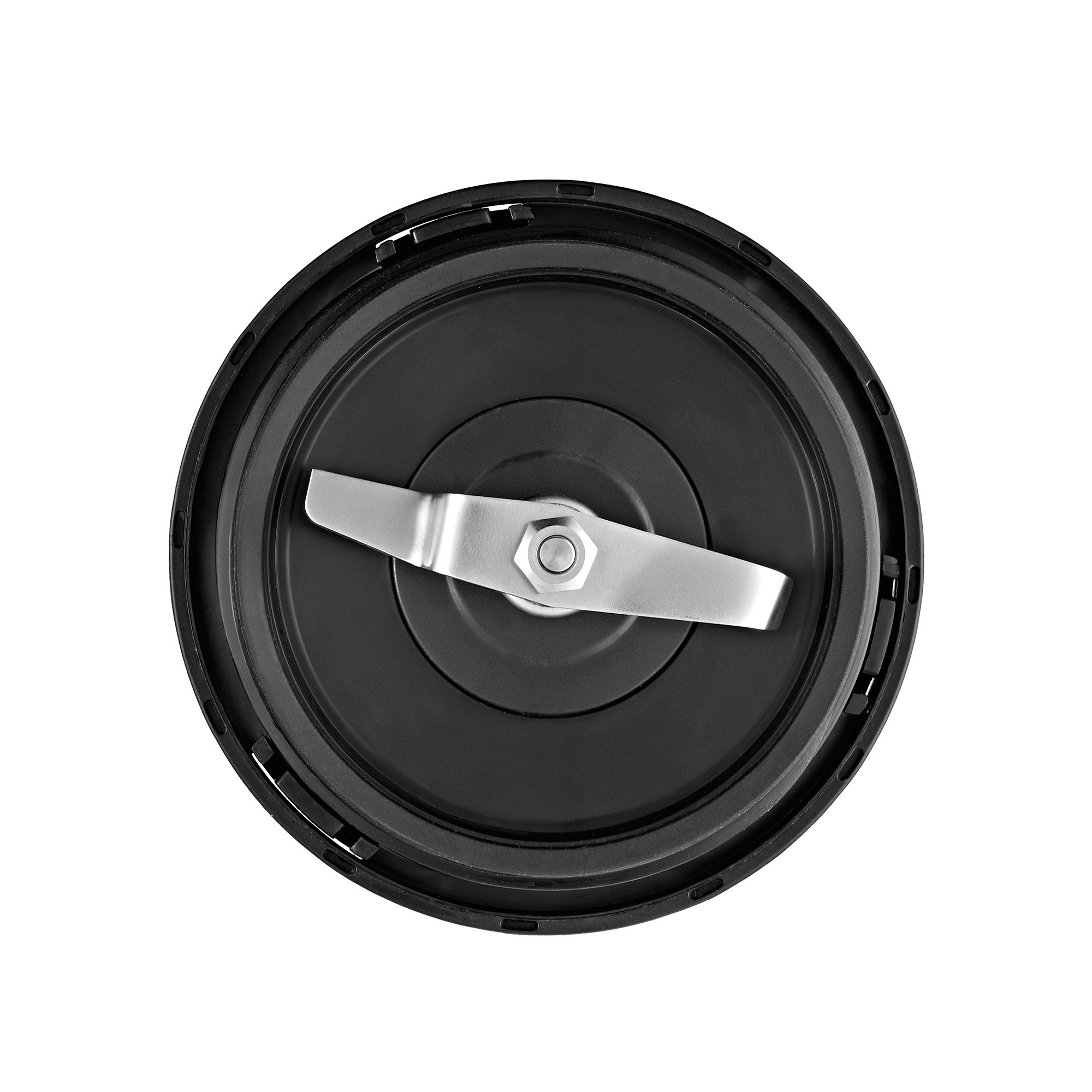 Mixeraufsatz, Klingen sichtbar. Schwarz und Silber. Weißer Hintergrund, Draufsicht.