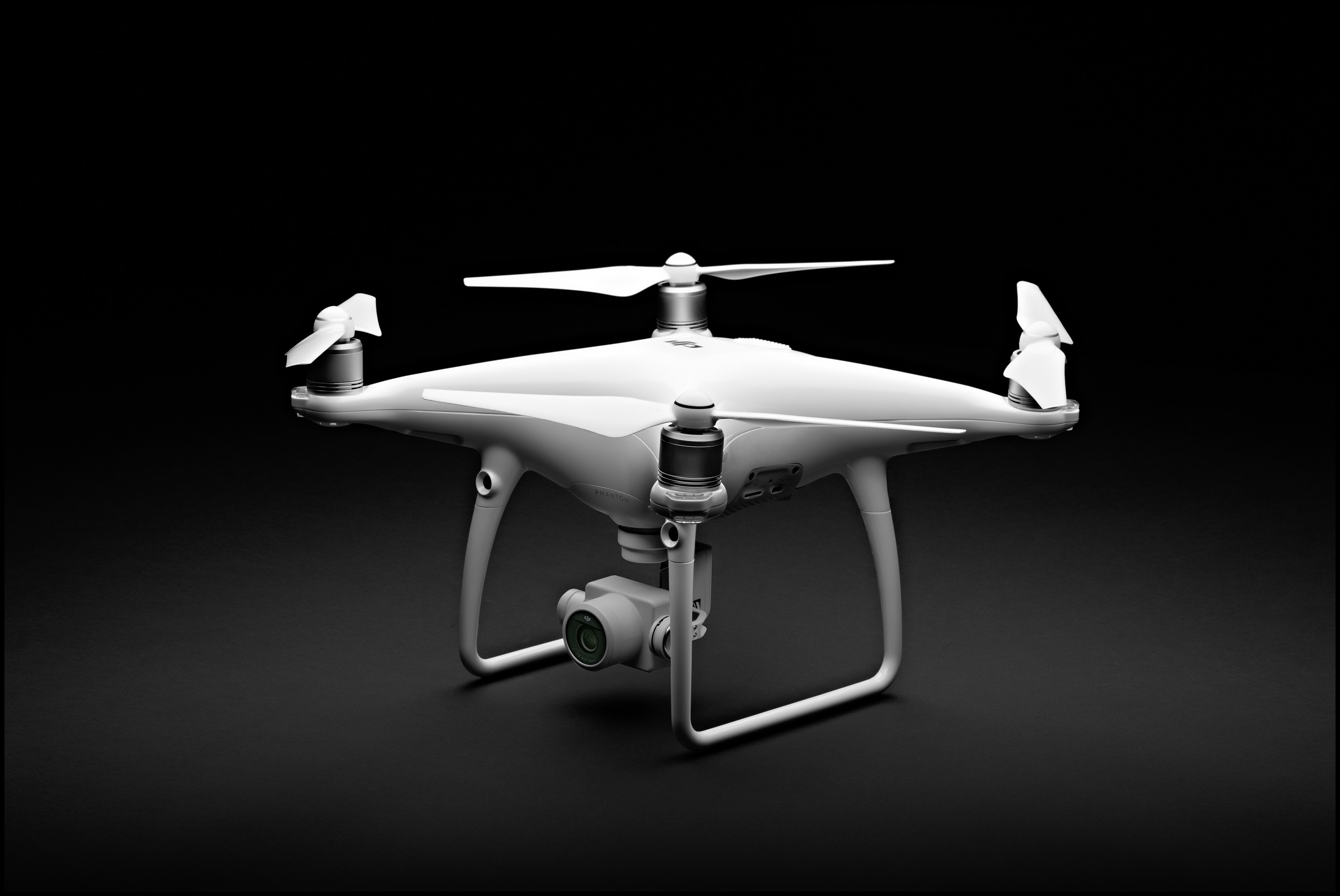 DJI Phantom 4 Advanced - Drohne (, 30 Min. Flugzeit)