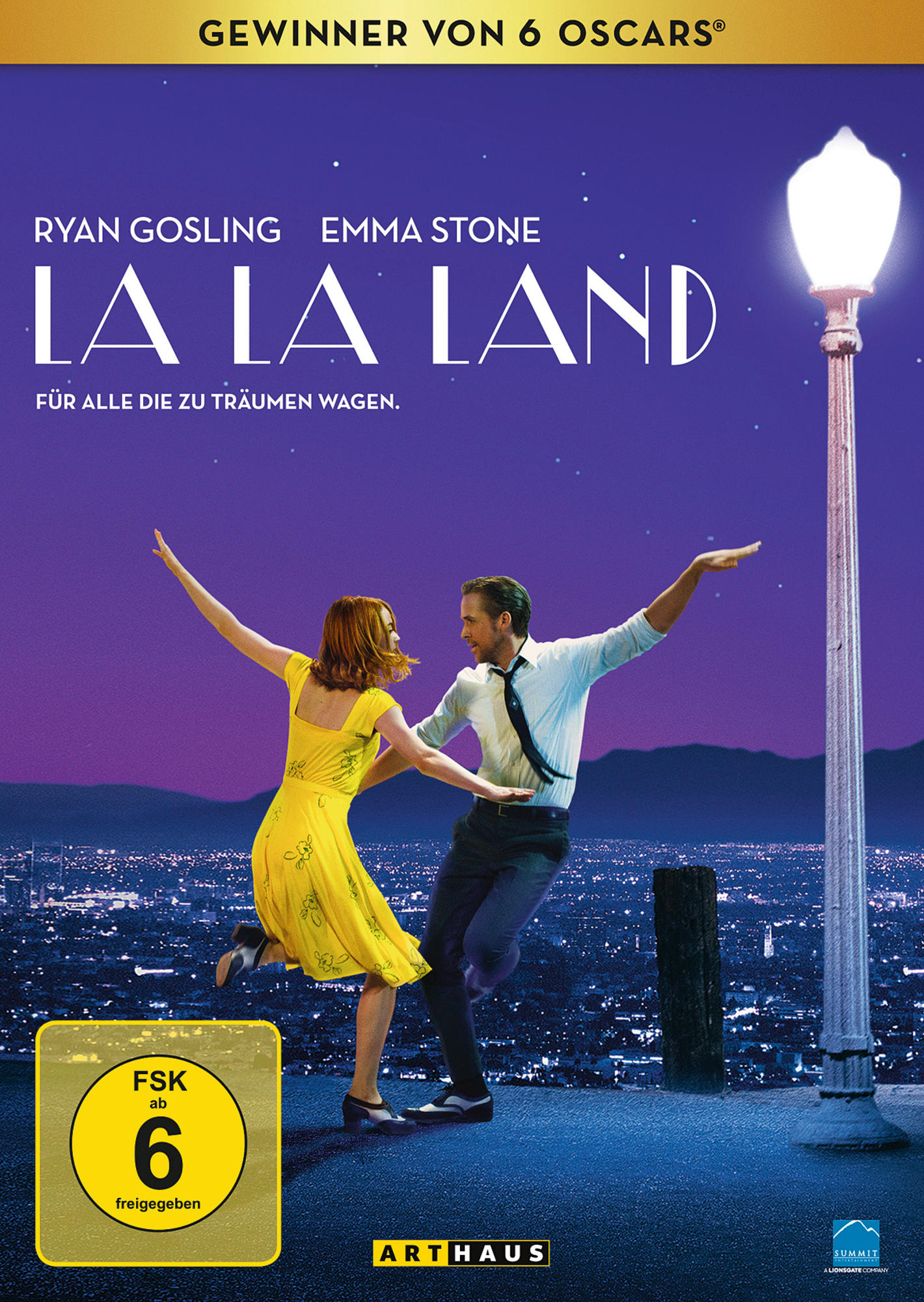Filmposter von La La Land. Ein Paar tanzt vor einer Stadt bei Nacht. Text ist auf Englisch und Deutsch.