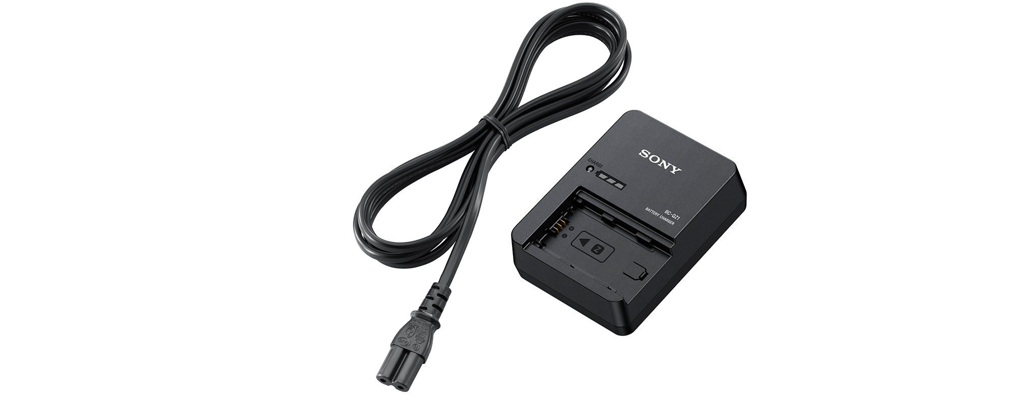 Schwarzes Batterieladegerät mit Kabel. Marke Sony und Batteriefach.