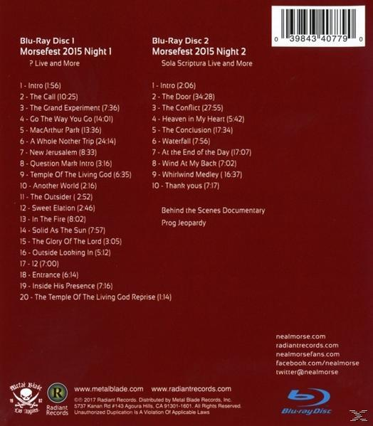 Blu-ray-Disc-Hülle mit Titellisten und Text. Das Cover ist dunkelrot mit weißem Text. Blu-ray-Logo sichtbar.